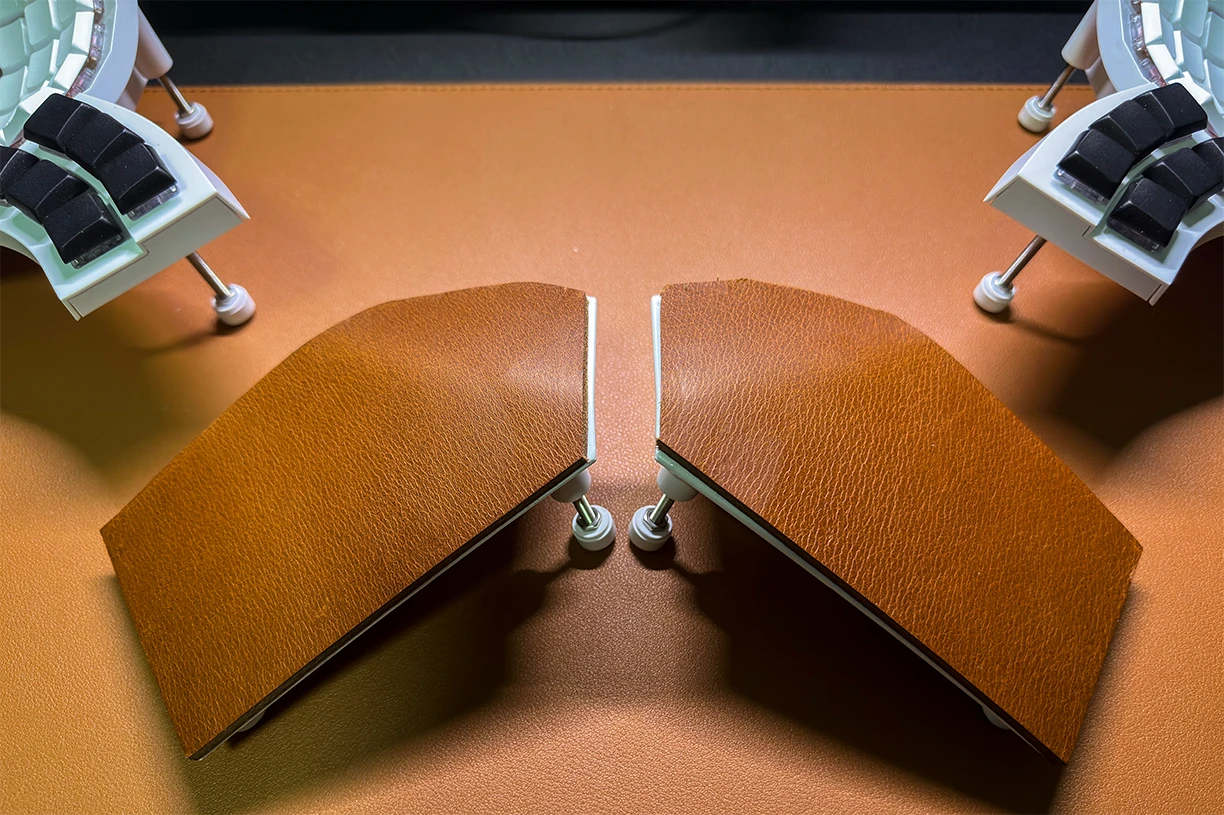 Palm rest view
